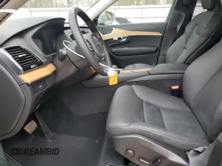 2024 Volvo XC90 Plus Bright Theme with VIN YV4L12PE1R1229833, listed as a Copart auction lot 48030085 with 14,202 mi miles and Salvage Title. Bid and sale history available at DreamBid. Image 7.