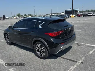2018 Infiniti QX30 Premium with VIN SJKCH5CR4JA044802, listed as a Copart auction lot 59876905 with 89,177 mi miles and Clean title. Bid and sale history available at DreamBid. Image 3.