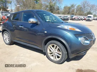 2014 Nissan Juke S with VIN JN8AF5MV9ET483956, listed as a IAAI auction lot 41803318 with 118,221 mi miles. Bid and sale history available at carsss.com. Image 1.