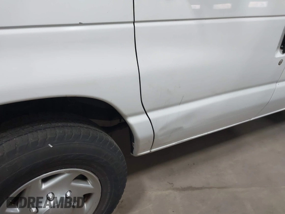 2009 Ford Econoline Cargo with VIN 1FTNE24L79DA86615, listed as a IAAI auction lot 41969289 with 158,267 mi miles and . Bid and sale history available at DreamBid. Image 6.
