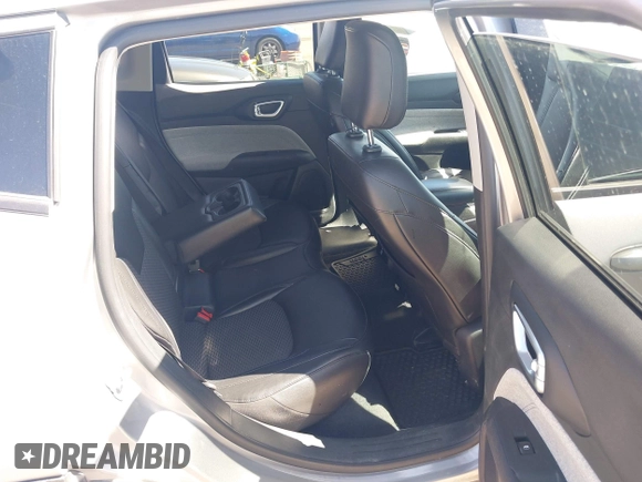 2022 Jeep Compass Latitude with VIN 3C4NJDBB0NT230866, listed as a IAAI auction lot 41979792 with 53,146 mi miles and . Bid and sale history available at DreamBid. Image 8.
