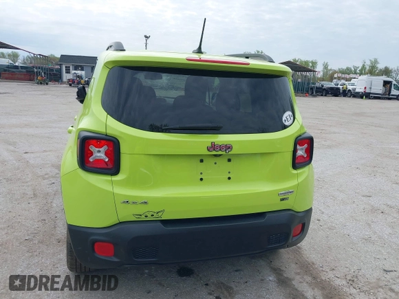 2017 Jeep Renegade Latitude with VIN ZACCJBBB1HPF11677, listed as a IAAI auction lot 42037975 with 58,527 mi miles. Bid and sale history available at carsss.com. Image 16.