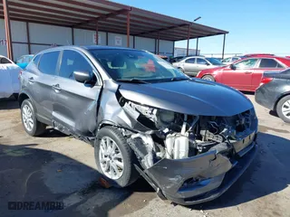 2020 Nissan Rogue Sport S with VIN JN1BJ1CV5LW256951, listed as a IAAI auction lot 41324920 with 18,587 mi miles. Bid and sale history available at carsss.com. Image 1.