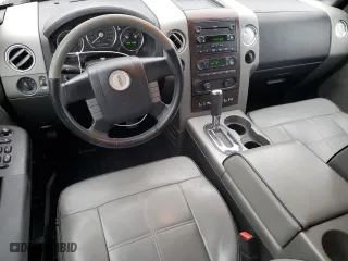 2006 Lincoln Mark LT with VIN 5LTPW16536FJ14891, listed as a Copart auction lot 42800655 with 147,053 mi miles and Non Repairable. Bid and sale history available at carsss.com. Image 8.