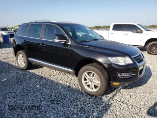 2008 Volkswagen Touareg 2 V6 with VIN WVGBE77L38D003283, listed as a Copart auction lot 52782155 with 3,292,025 mi miles and Salvage Title. Bid and sale history available at carsss.com. Image 4.