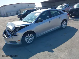 2014 Chevrolet Cruze LS with VIN 1G1PA5SG6E7412949, listed as a IAAI auction lot 41634532 with 109,195 mi miles. Bid and sale history available at carsss.com. Image 17.