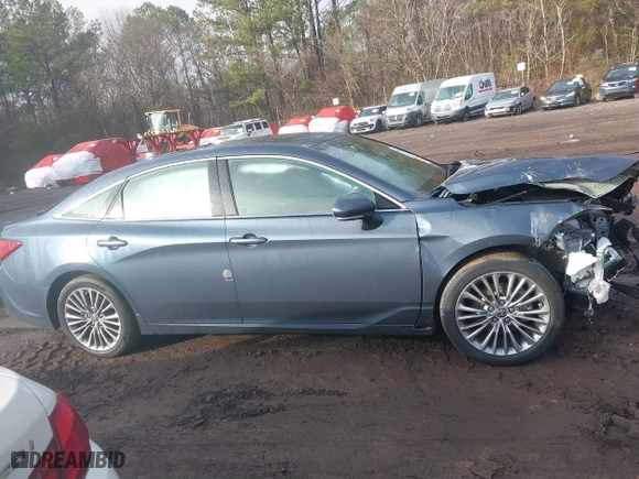 2022 Toyota Avalon Limited with VIN 4T1DZ1FB3NU072764, listed as a IAAI auction lot 41434352 with 40,969 mi miles. Bid and sale history available at carsss.com. Image 12.