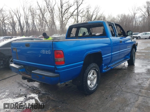 2000 Dodge 1500 with VIN 3B7HF13Z0YG154183, listed as a IAAI auction lot 41642949 with Not Provided miles and . Bid and sale history available at DreamBid. Image 4.