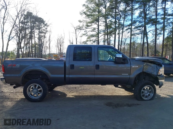 2007 Ford F-250 XL with VIN 1FTSW21P77EA94129, listed as a IAAI auction lot 41396679 with 127,121 mi miles and . Bid and sale history available at DreamBid. Image 13.