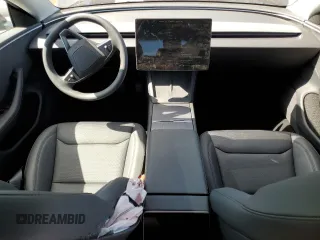 2025 Tesla Model 3 Long Range с VIN 5YJ3E1EBXSF939496, выставлен на аукционе Copart как лот 47140905 с пробегом 641 миль миль и Списание • Salvage title. История ставок и продаж доступна на DreamBid. Изображение 8.
