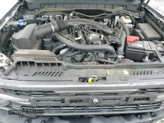 2024 Ford Bronco Raptor z VIN 1FMEE0RR5RLA74627, wystawiony jako Copart lot #59623055 z przebiegiem 7 725 mil mil oraz Szkoda całkowita • Salvage title. Historia ofert i sprzedaży dostępna na DreamBid. Obrazek 16.