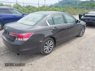 2011 Honda Accord EX с VIN 1HGCP2F72BA037123, выставлен на аукционе IAAI как лот 42438929 с пробегом 104 232 миль миль и . История ставок и продаж доступна на DreamBid. Изображение 4.