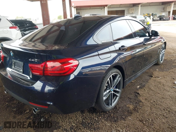 2018 BMW 4 Series 440i with VIN WBA4J5C50JBF07036, listed as a IAAI auction lot 41787949 with 68,821 mi miles and . Bid and sale history available at carsss.com. Image 4.