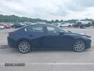 2021 Mazda 3 Select с VIN JM1BPBBL3M1334417, выставлен на аукционе IAAI как лот 42296677 с пробегом 37 142 миль миль и . История ставок и продаж доступна на DreamBid. Изображение 12.