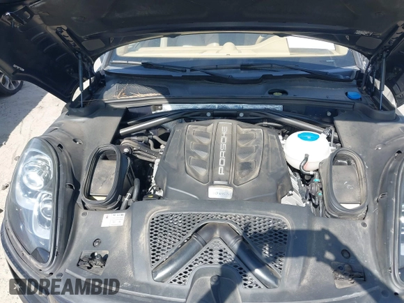 2015 Porsche Macan S with VIN WP1AB2A55FLB67075, listed as a IAAI auction lot 42068637 with 148,068 mi miles. Bid and sale history available at carsss.com. Image 10.