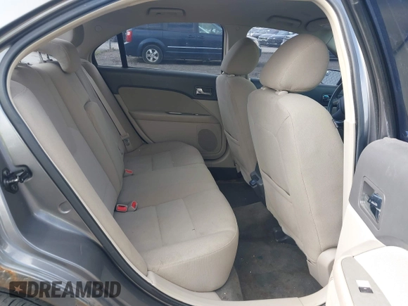 2012 Ford Fusion Hybrid с VIN 3FADP0L36CR164561, выставлен на аукционе IAAI как лот 42126136 с пробегом 172 387 миль миль и . История ставок и продаж доступна на DreamBid. Изображение 8.