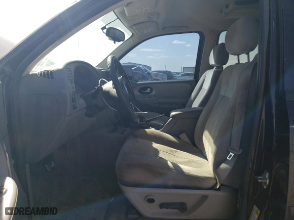2008 Chevrolet TrailBlazer Fleet w/2FL with VIN 1GNDT13S982106806, listed as a Copart auction lot 48045255 with 132,747 mi miles and Salvage Title. Bid and sale history available at carsss.com. Image 7.