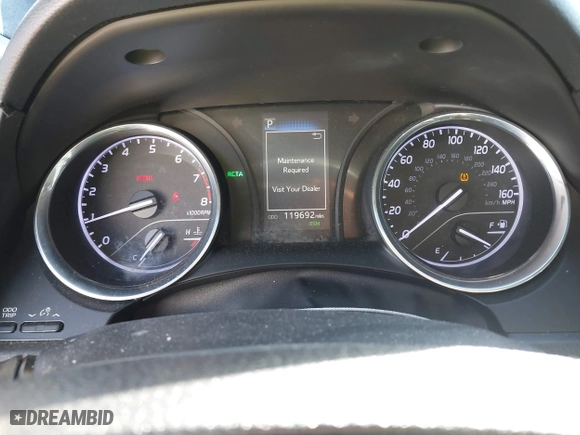 2018 Toyota Camry LE with VIN 4T1B11HK0JU667187, listed as a IAAI auction lot 41816582 with 119,692 mi miles. Bid and sale history available at carsss.com. Image 7.