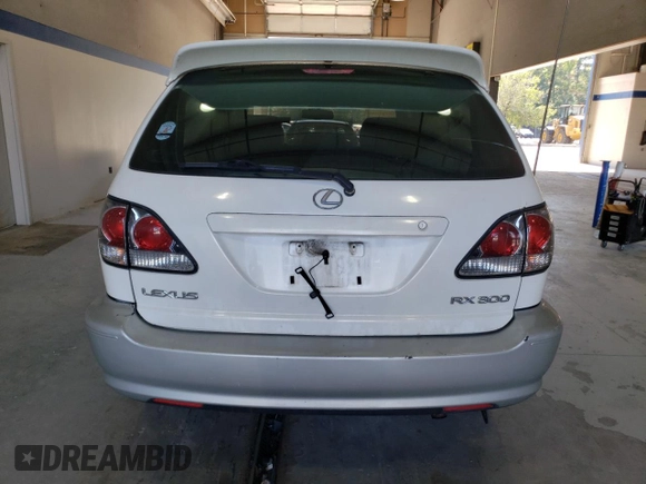 2002 Lexus RX 300 with VIN JTJHF10U720267677, listed as a Copart auction lot 74629634 with 190,105 mi miles and Salvage Title. Bid and sale history available at carsss.com. Image 6.