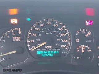 2000 Chevrolet Suburban LS with VIN 3GNEC16T3YG209560, listed as a IAAI auction lot 41551486 with 264,290 mi miles. Bid and sale history available at carsss.com. Image 7.