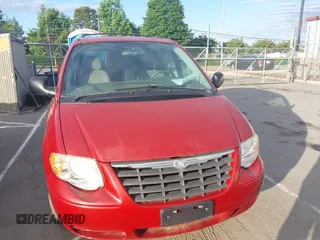 2006 Chrysler Town & Country Touring with VIN 2A4GP54L06R871145, listed as a IAAI auction lot 42199513 with 141,772 mi miles and . Bid and sale history available at DreamBid. Image 6.