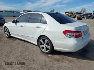 2010 Mercedes-Benz E 350 Luxury с VIN WDDHF5GB8AA027213, выставлен на аукционе IAAI как лот 41348612 с пробегом 183 737 миль миль и . История ставок и продаж доступна на DreamBid. Изображение 3.