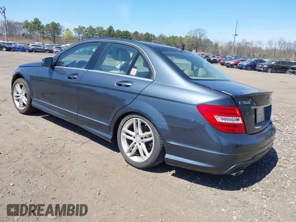 2014 Mercedes-Benz C 300 Sport with VIN WDDGF8AB6ER313638, listed as a IAAI auction lot 42067867 with 76,730 mi miles and . Bid and sale history available at DreamBid. Image 3.