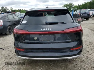 2019 Audi e-tron Prestige с VIN WA1VAAGEXKB010434, выставлен на аукционе Copart как лот 57765595 с пробегом 31 956 миль миль и Списание • Salvage title. История ставок и продаж доступна на DreamBid. Изображение 7.