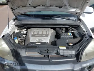 2006 Hyundai Tucson GLS with VIN KM8JN12D06U368350, listed as a IAAI auction lot 41645473 with 127,217 mi miles. Bid and sale history available at carsss.com. Image 10.