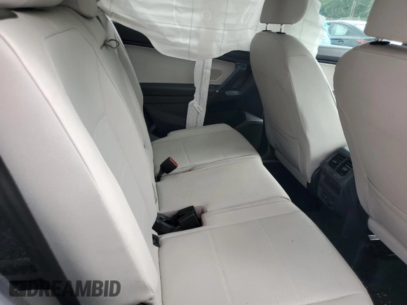 2020 Volkswagen Tiguan SE z VIN 3VV3B7AXXLM124257, wystawiony jako Copart lot #53740795 z przebiegiem 63 455 mil mil oraz Szkoda całkowita • Salvage title. Historia ofert i sprzedaży dostępna na DreamBid. Obrazek 11.