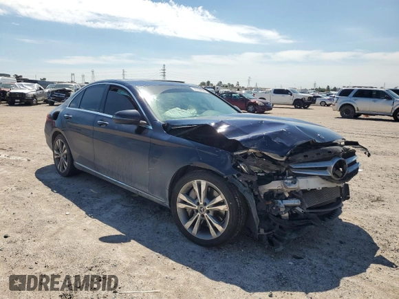 2018 Mercedes-Benz C 350e with VIN 55SWF4HB4JU262496, listed as a Copart auction lot 70704394 with 99,518 mi miles and Clean title. Bid and sale history available at DreamBid. Image 4.