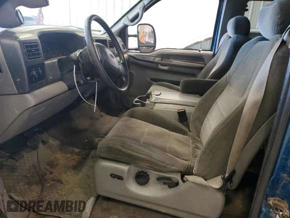 2000 Ford F-250 XL with VIN 1FTNX21F5YED17075, listed as a Copart auction lot 49782365 with 241,054 mi miles and Non repairable. Bid and sale history available at DreamBid. Image 7.
