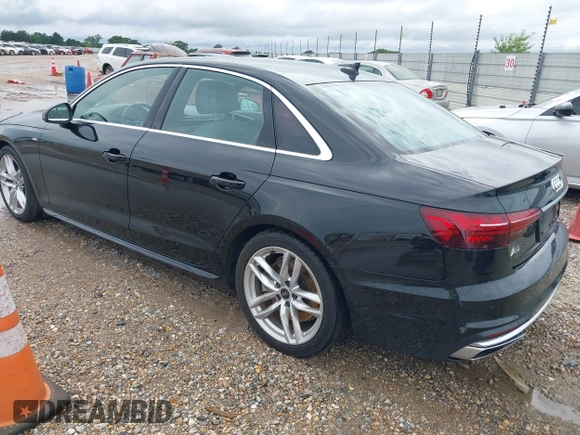 2023 Audi A4 S line Premium Plus z VIN WAUEAAF47PN009534, wystawiony jako IAAI lot #42373621 z przebiegiem 38 212 mil mil oraz . Historia ofert i sprzedaży dostępna na DreamBid. Obrazek 3.