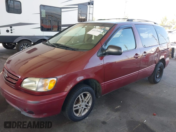 2002 Toyota Sienna LE with VIN 4T3ZF13C02U473719, listed as a IAAI auction lot 42272685 with 301,288 mi miles and . Bid and sale history available at DreamBid. Image 17.