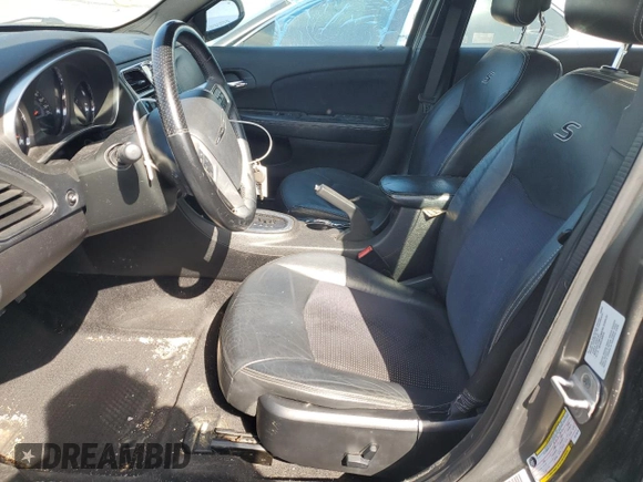2012 Chrysler 200 S with VIN 1C3CCBHG8CN176470, listed as a Copart auction lot 47597605 with 201,572 mi miles and Salvage Title. Bid and sale history available at carsss.com. Image 7.