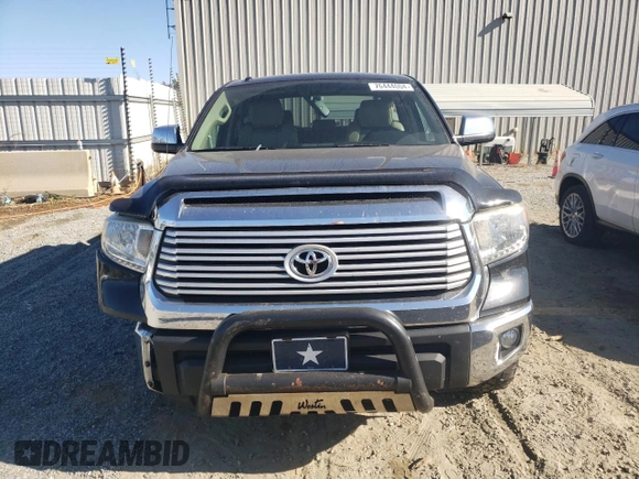 2014 Toyota Tundra Limited z VIN 5TFHY5F19EX338472, wystawiony jako Copart lot #76444004 z przebiegiem 220 641 mil mil oraz Szkoda całkowita • Salvage title. Historia ofert i sprzedaży dostępna na DreamBid. Obrazek 5.