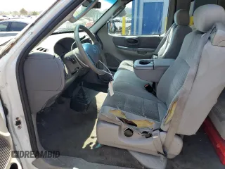 2003 Ford F-150 XL с VIN 1FTRX18WX3NB04083, выставлен на аукционе Copart как лот 58853655 с пробегом Не указан миль и Чистый • Clean title. История ставок и продаж доступна на DreamBid. Изображение 7.