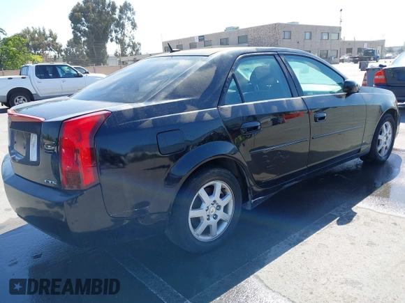 2007 Cadillac CTS with VIN 1G6DM57T770165558, listed as a IAAI auction lot 42146188 with 236,763 mi miles. Bid and sale history available at carsss.com. Image 4.