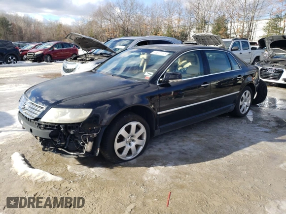 2004 Volkswagen Phaeton V8 z VIN WVWAF63D048011494, wystawiony jako Copart lot #43921145 z przebiegiem 129 758 mil mil oraz Czysty tytuł • Clean title. Historia ofert i sprzedaży dostępna na DreamBid. Obrazek 1.