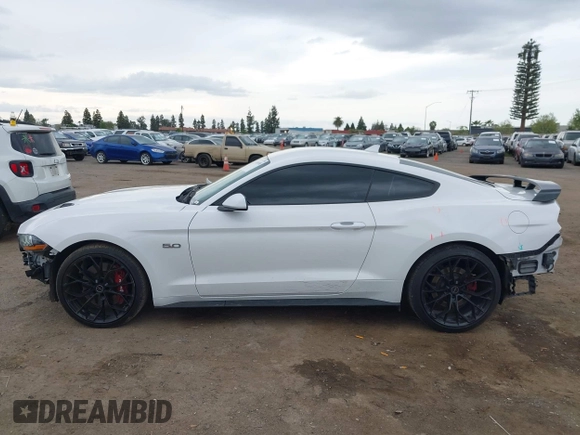 2021 Ford Mustang GT z VIN 1FA6P8CF7M5110160, wystawiony jako IAAI lot #41885188 z przebiegiem 75 799 mil mil oraz . Historia ofert i sprzedaży dostępna na DreamBid. Obrazek 15.