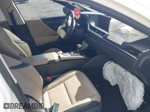 2020 Lexus ES with VIN 58ADZ1B16LU060952, listed as a IAAI auction lot 41564044 with 51,496 mi miles. Bid and sale history available at carsss.com. Image 5.