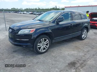 2009 Audi Q7 z VIN WA1AY74L29D001841, wystawiony jako IAAI lot #42286235 z przebiegiem 169 245 mil mil oraz . Historia ofert i sprzedaży dostępna na DreamBid. Obrazek 2.