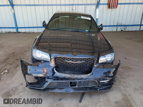 2021 Chrysler 300 with VIN 2C3CCABT5MH530519, listed as a Copart auction lot 53839874 with 81,242 mi miles and Salvage Title. Bid and sale history available at carsss.com. Image 5.