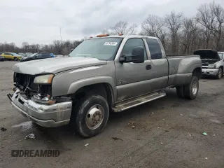 2006 Chevrolet Silverado 3500 DRW LT1 with VIN 1GCJK39DX6E261668, listed as a Copart auction lot 85795364 with 291,246 mi miles and Salvage Title. Bid and sale history available at carsss.com. Image 1.