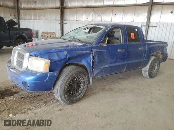 2007 Dodge Dakota SLT with VIN 1D7HW48P37S228475, listed as a Copart auction lot 73097054 with 188,615 mi miles and Salvage Title. Bid and sale history available at carsss.com. Image 1.