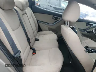 2016 Hyundai Elantra SE z VIN 5NPDH4AE2GH708016, wystawiony jako Copart lot #43999565 z przebiegiem 118 026 mil mil oraz Czysty tytuł • Clean title. Historia ofert i sprzedaży dostępna na DreamBid. Obrazek 10.
