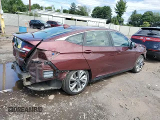 2018 Honda Clarity Plug-In Hybrid Touring with VIN JHMZC5F37JC010729, listed as a Copart auction lot 68067054 with 61,346 mi miles and Salvage Title. Bid and sale history available at carsss.com. Image 3.