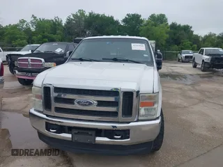 2008 Ford Super Duty F-250 SRW XL with VIN 1FTSW21R88EB69374, listed as a IAAI auction lot 42103030 with 347,648 mi miles. Bid and sale history available at carsss.com. Image 12.