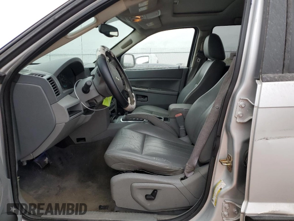 2006 Jeep Grand Cherokee Laredo with VIN 1J4HS48N26C215336, listed as a Copart auction lot 87671585 with 196,800 mi miles and Salvage Title. Bid and sale history available at carsss.com. Image 7.