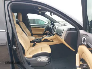 2014 Porsche Cayenne with VIN WP1AA2A21ELA92673, listed as a IAAI auction lot 41597732 with 140,673 mi miles and . Bid and sale history available at DreamBid. Image 5.